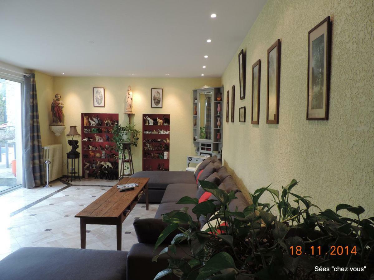 Sees Chez Vous Bed and Breakfast Esterno foto